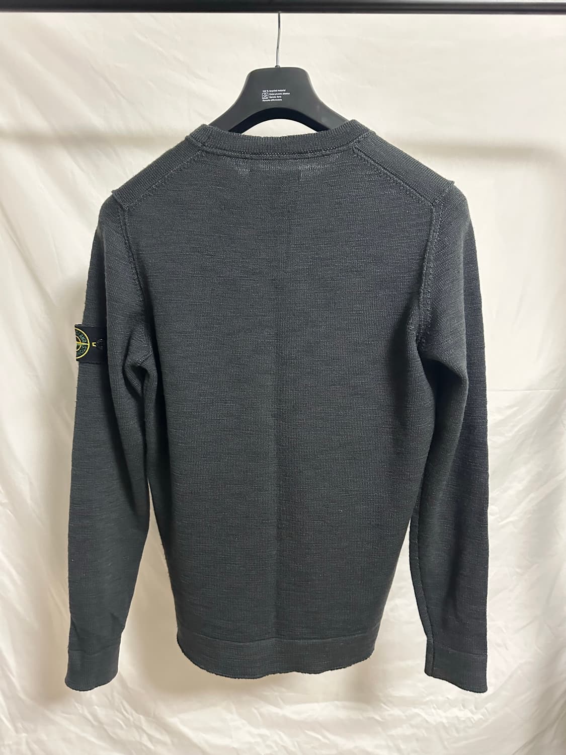 스톤아일랜드 연블랙 니트 (S) 상품이미지2