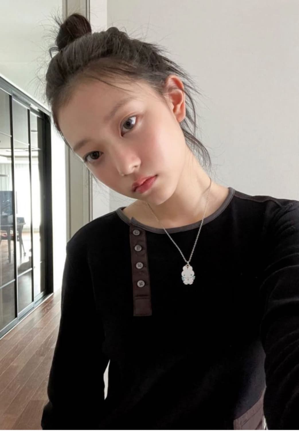 뉴진스해린착용, 코이세이오 SUU 롱슬리브 상품이미지1