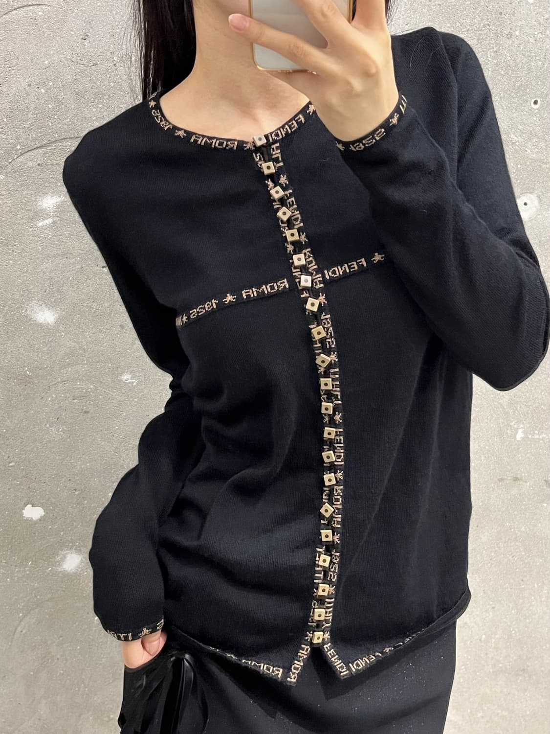 Fendi 펜디 블랙 울 니트 가디건 상품이미지2