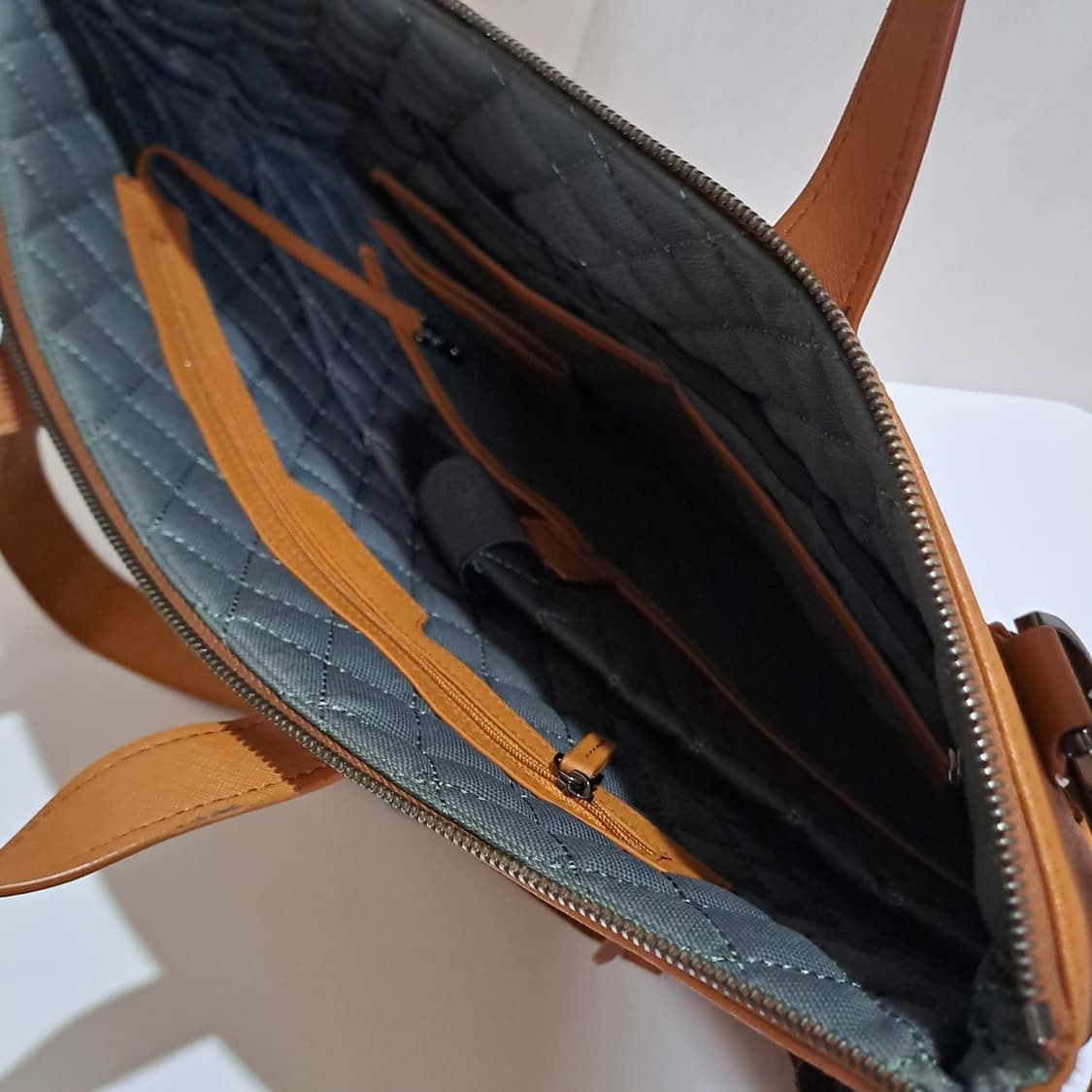 (택포) 탄틴 가죽 토트백 T21355 헬맷백 탄 B503 상품이미지9