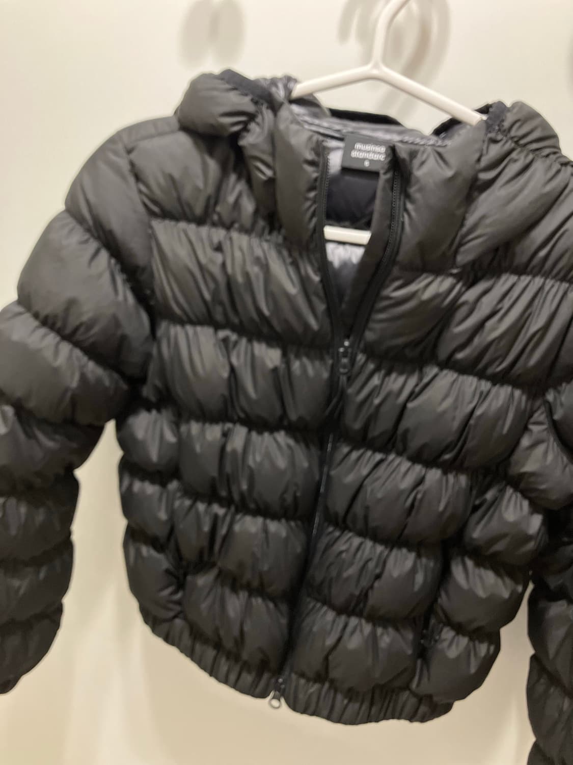 무신사스탠다드 우먼즈 후디드 셔링 경량패딩 S 상품이미지5