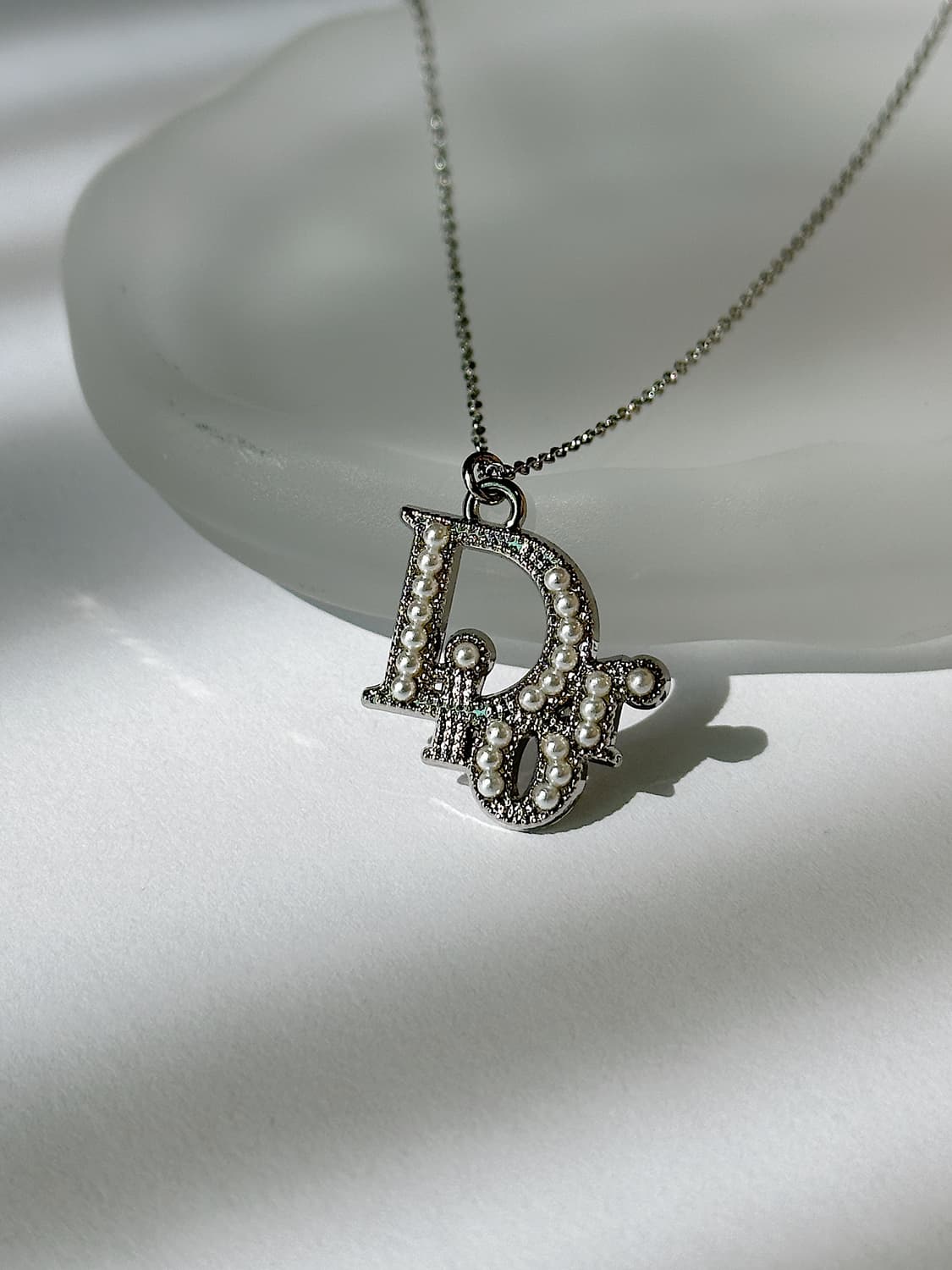 디올 오블리크 진주 포인트 업사이클링 목걸이 실버 상품이미지1