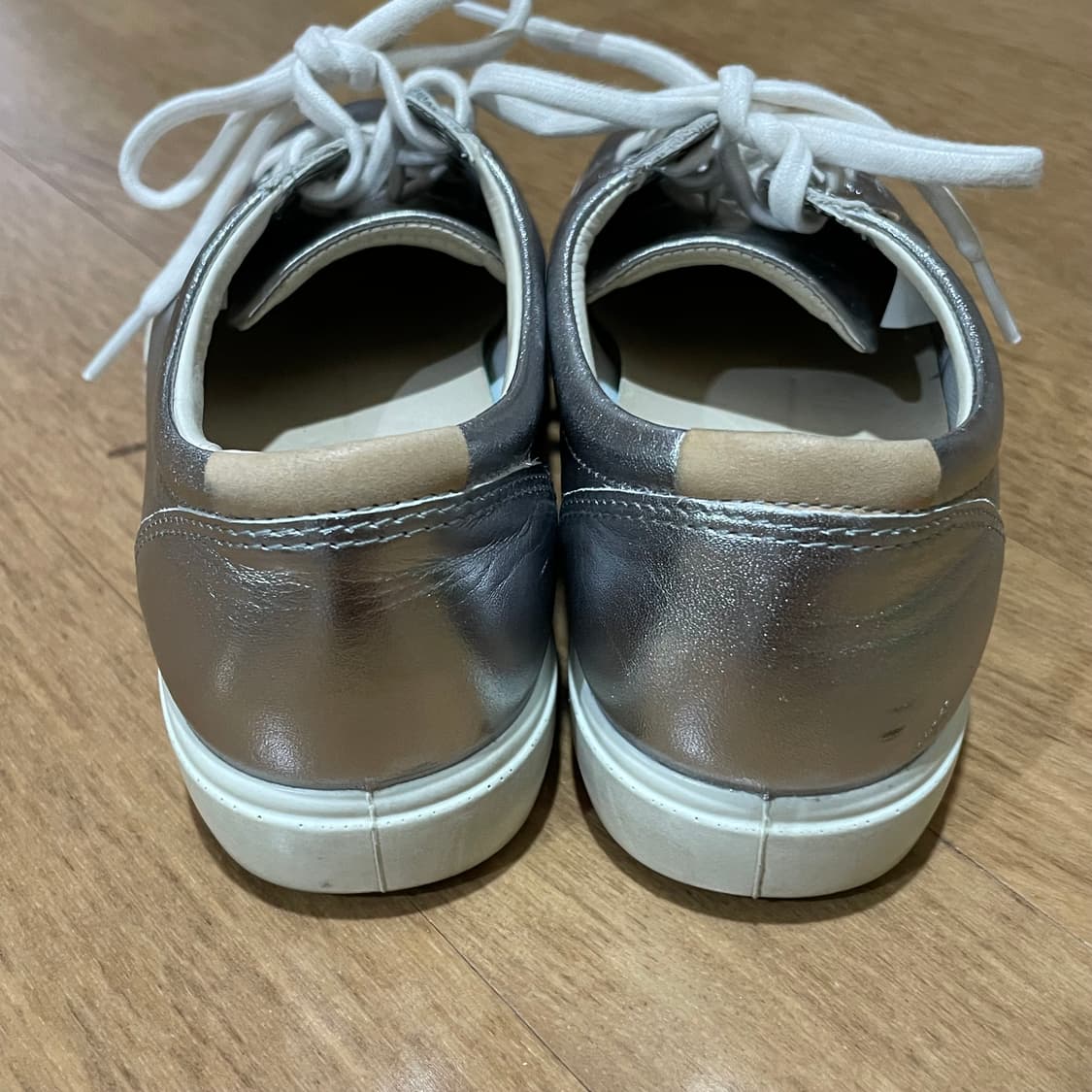 ECCO 에코 실버 스니커즈 235 상품이미지4