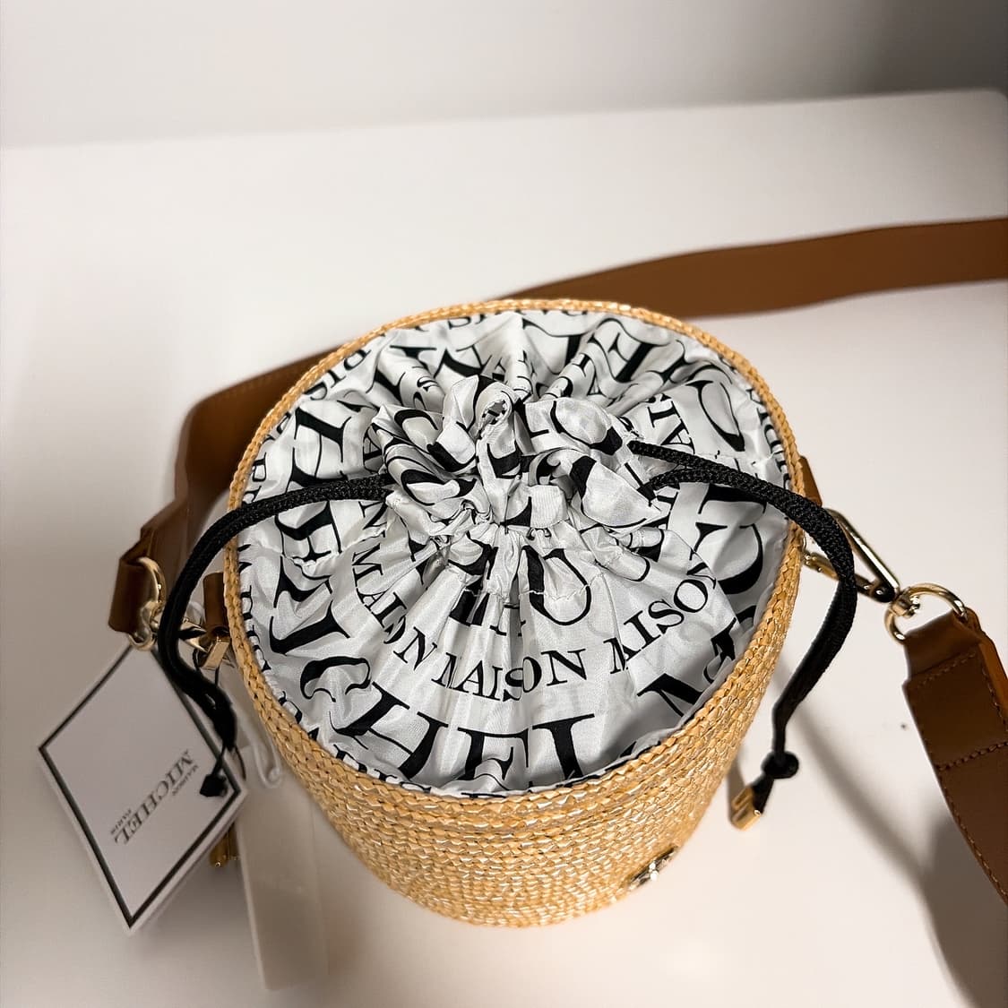 (정품/새상품) 메종 미쉘 여성 내추럴 라피아 미니 버킷백 상품이미지2