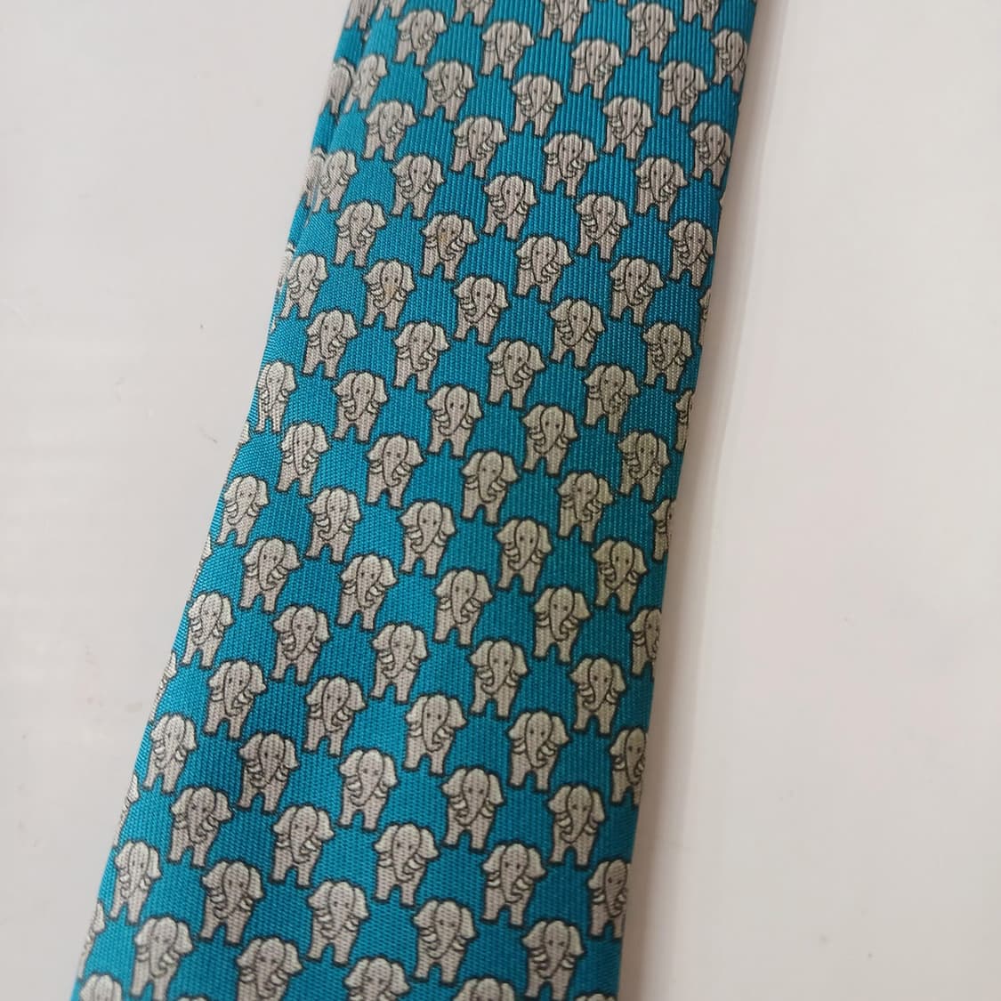 에르메스 실크 블루 코끼리 패턴 넥타이 7.9cm B등급 A19488

 상품이미지8