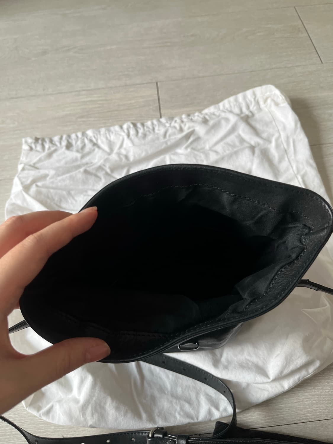 앤드뮐미스터 크로스바디 백 상품이미지4