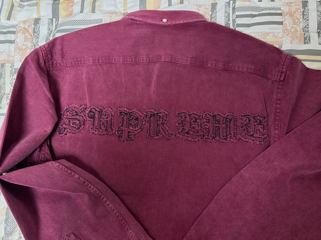 슈프림 아플리케 데님 셔츠 워시드 레드 상품이미지3