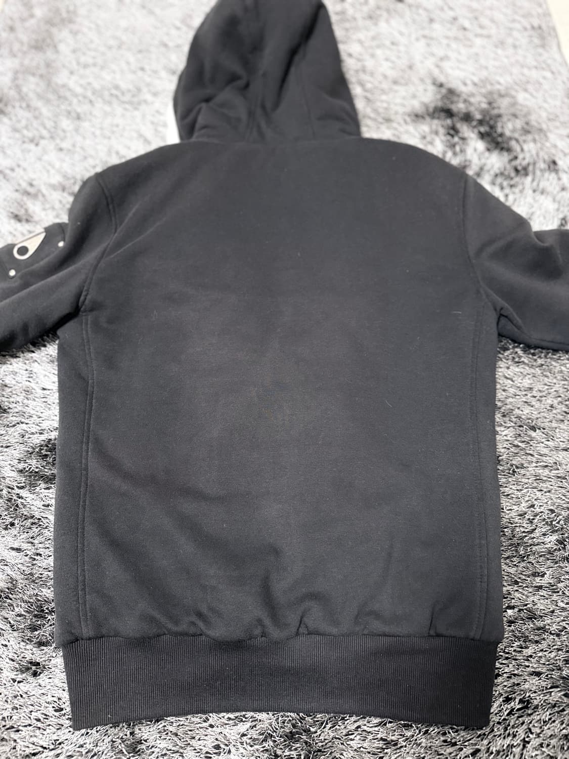 무스너클 버니스웨터 상품이미지2