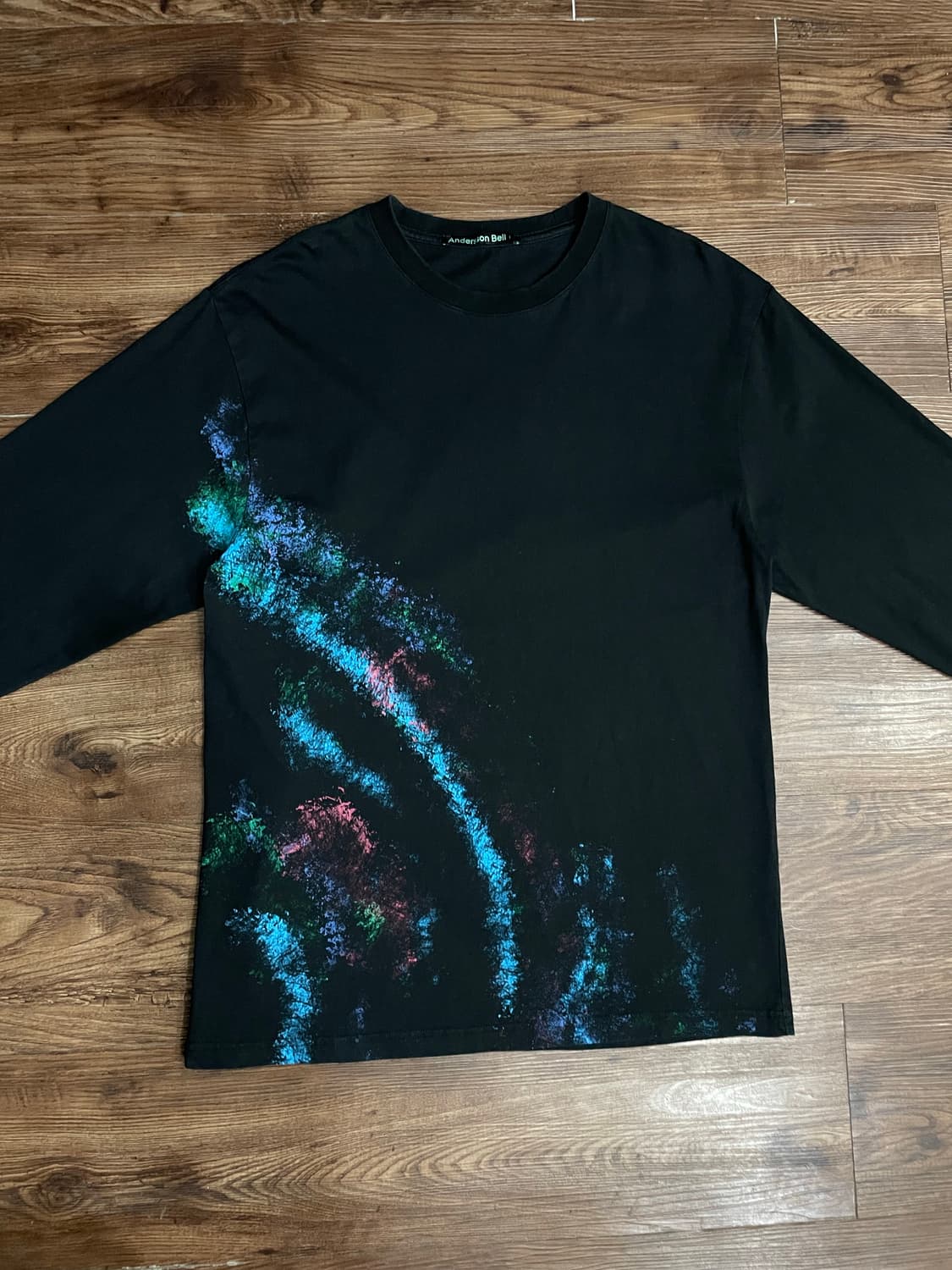 앤더슨벨 블랙 프린팅 롱슬리브 긴팔 상품이미지2