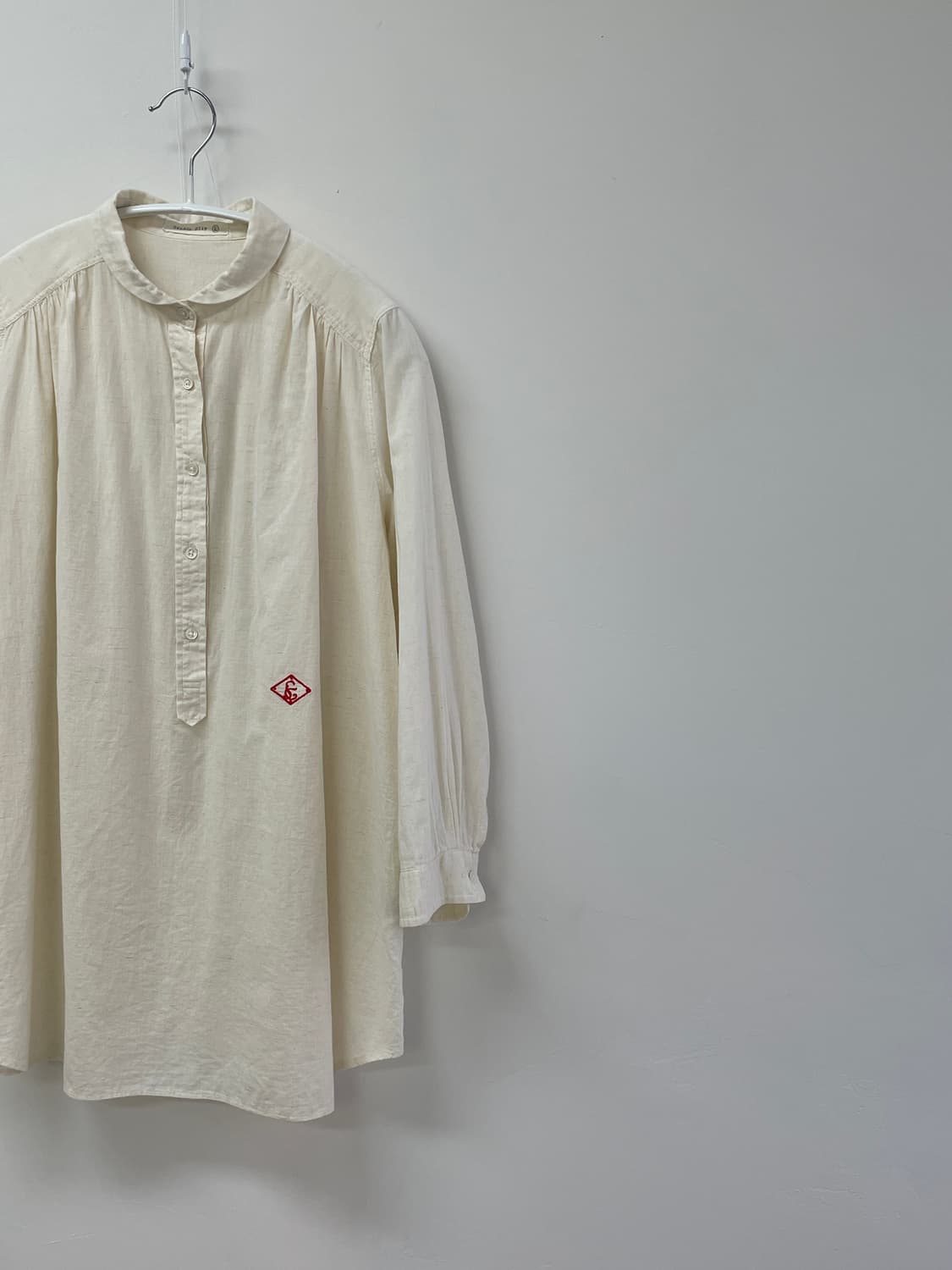 Studio Clip  둥근카라 광목면 블라우스 상품이미지3