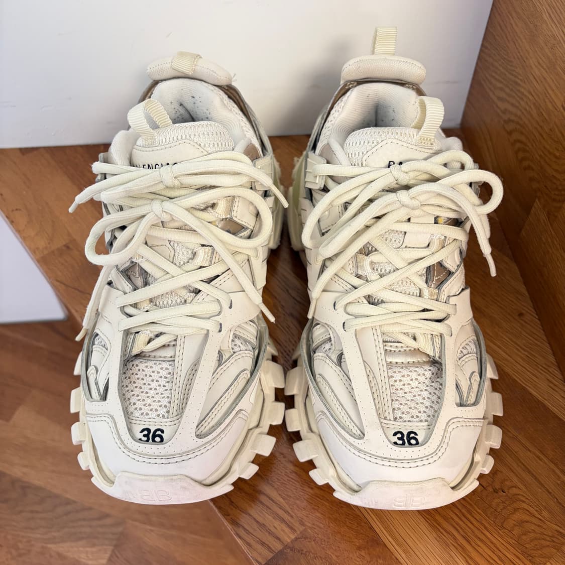 발렌시아가 트랙 스니커즈 베이지 상품이미지4