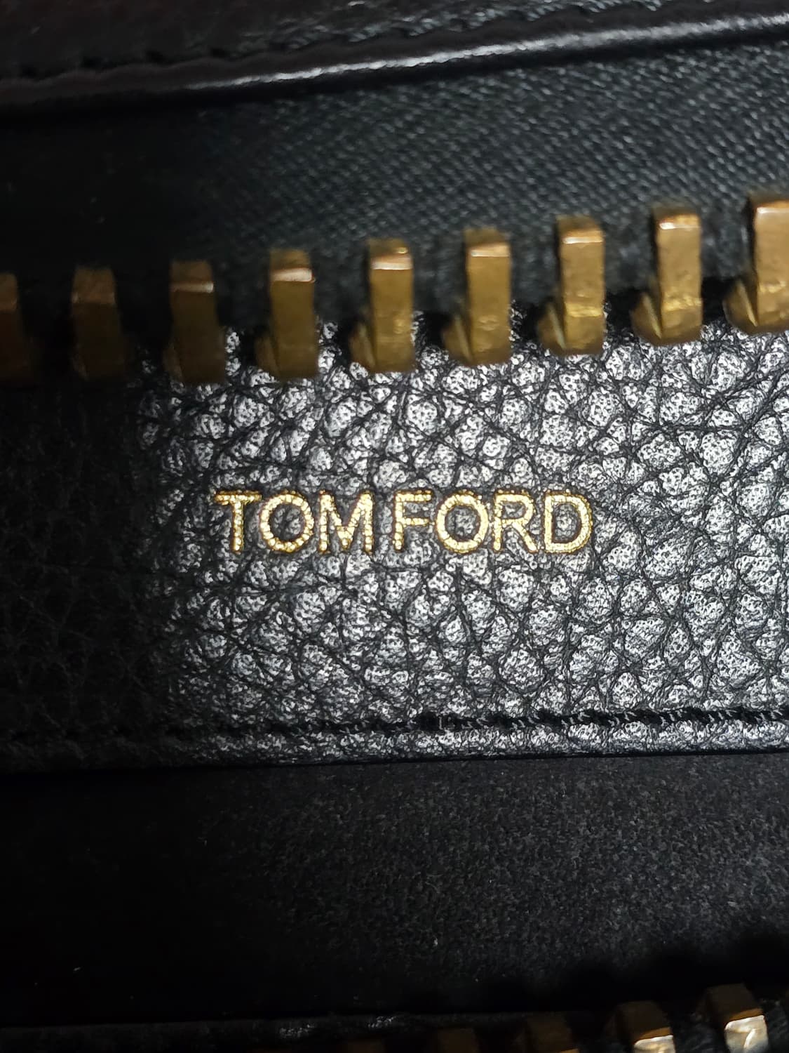 톰포드 블랙 빅 크로스백 상품이미지6