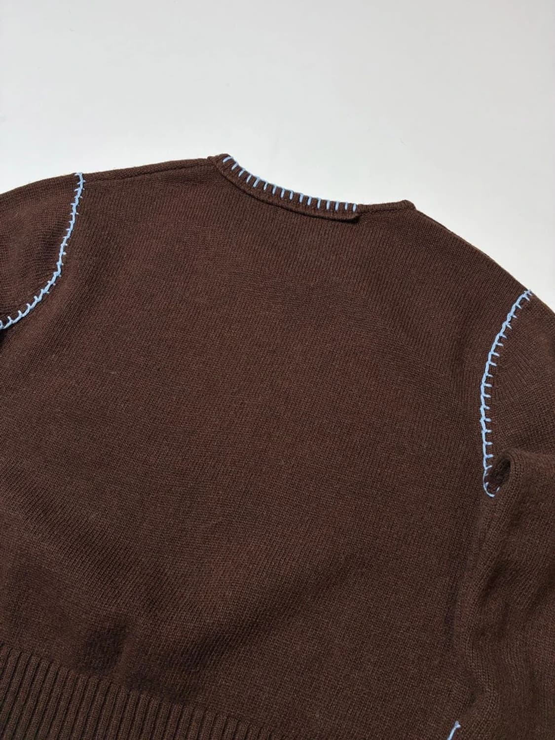 세터 AW 콘트라스트 스티치 세미 크롭 니트 PN8491 상품이미지4