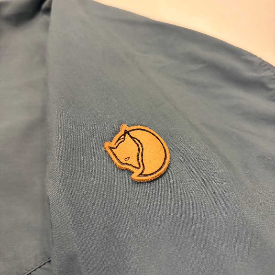 [S] 피엘라벤 하이브리드 바람막이 자켓 블루 B889 상품이미지4