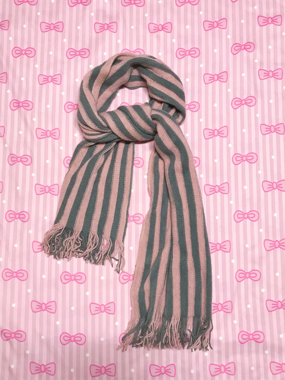 뮤트핑크 그레이 목도리 상품이미지1