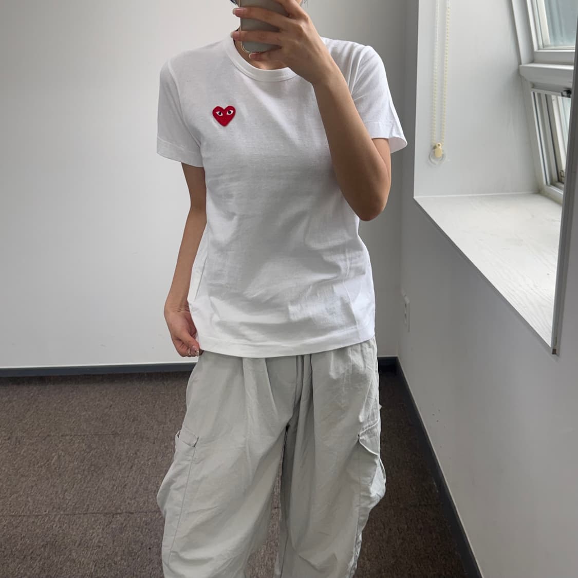 Comme des garcons 꼼데가르송 레드와펜 화이트 반팔 상품이미지2