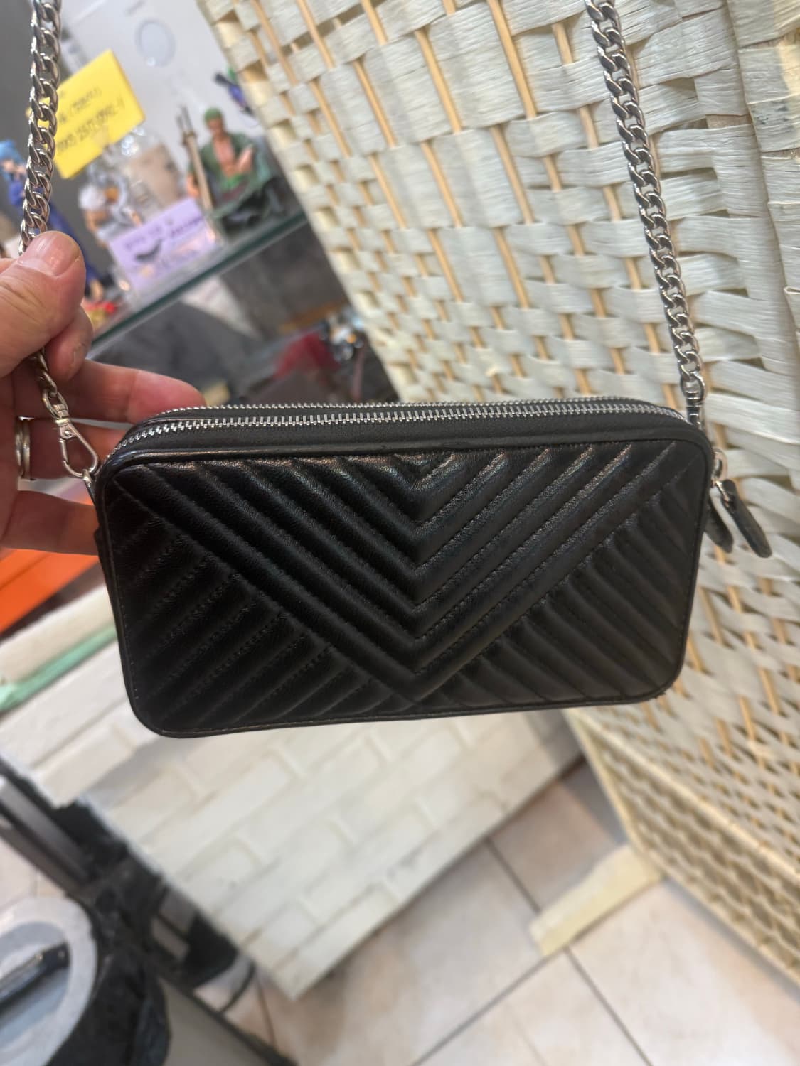 정품 프라다 다이어그램 미니 체인백 팝니다 상품이미지4