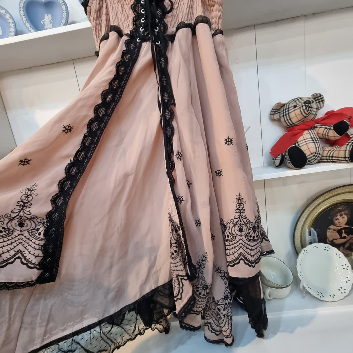 일본 Axes femme(악시즈팜므) 레이스 자수 캉캉 롱원피스 상품이미지8