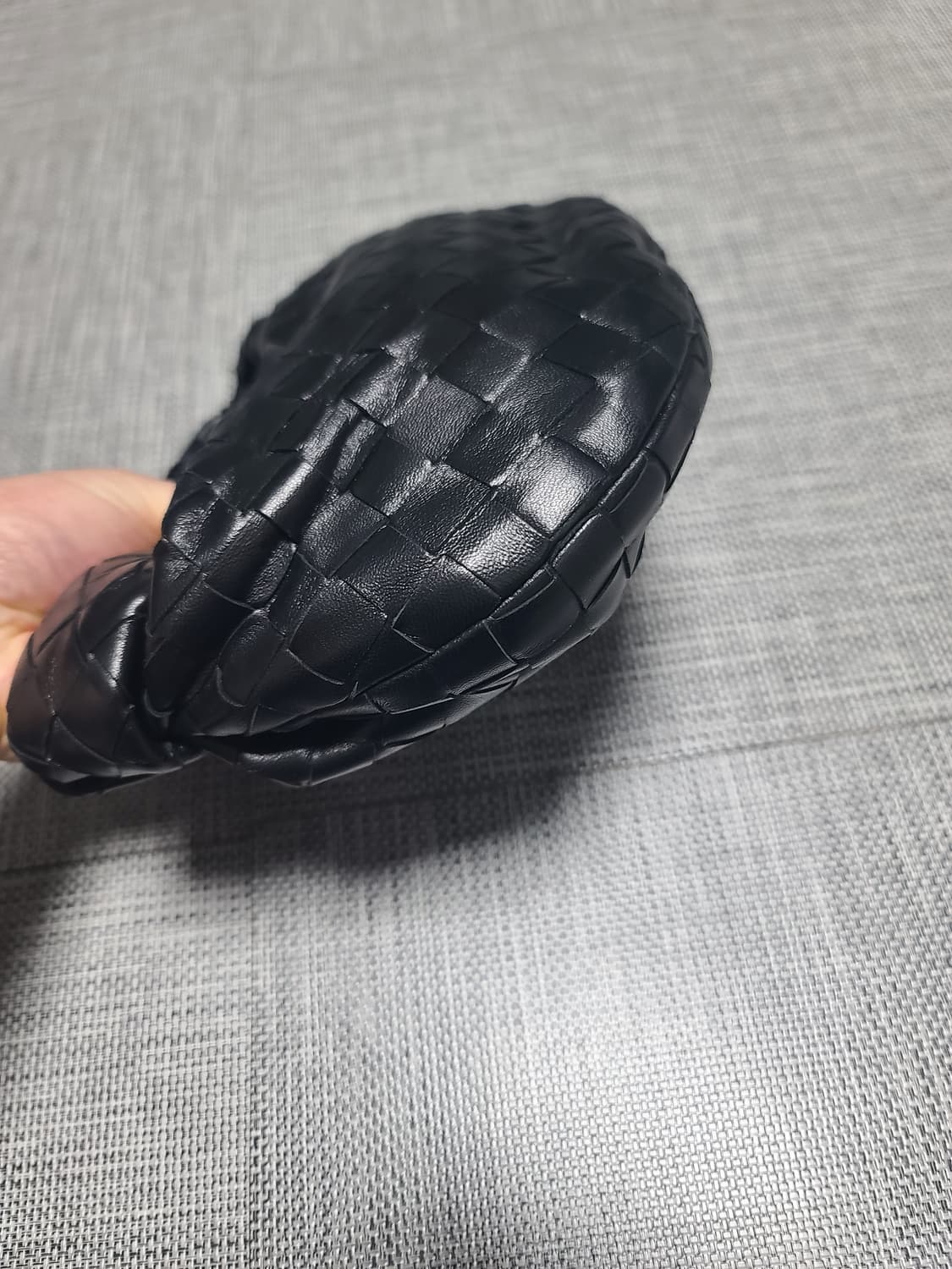 보테가베네타 조디백 미니 블랙 은장 토트백 상품이미지3