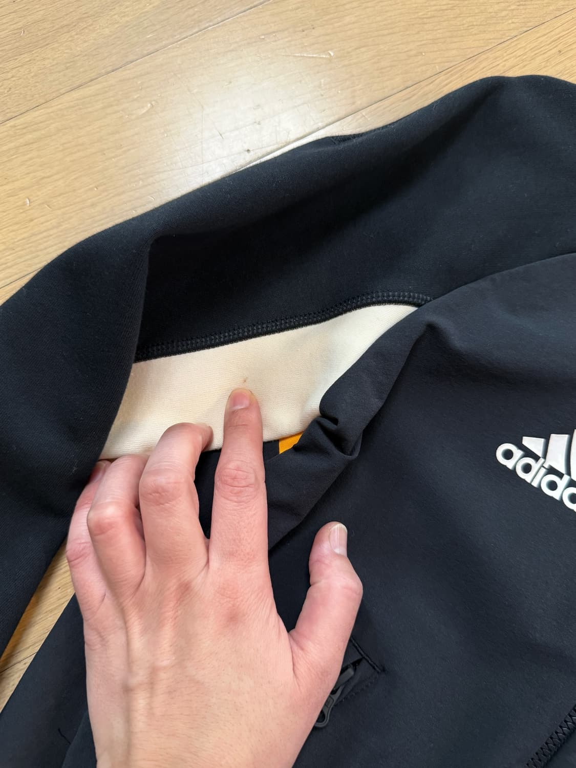 아디다스 키즈 블랙 점퍼 상품이미지2