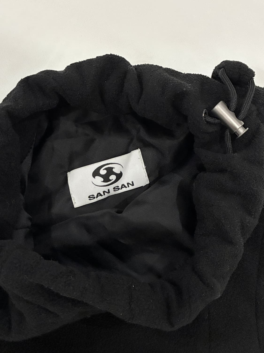 산산기어 플리스 크로스백 블랙 상품이미지5