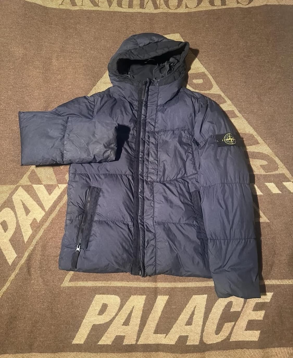 [정품] 스톤아일랜드 크링클랩스 논후드 후드 패딩 네이비 M 상품이미지1