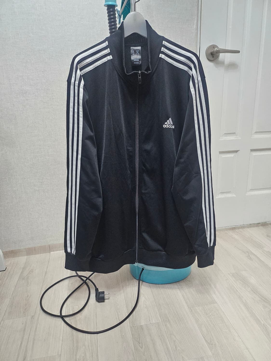 (115)3XL ☆초대장급☆ 아디다스 에센셜 3st [검흰] 트랙탑져지 상품이미지1