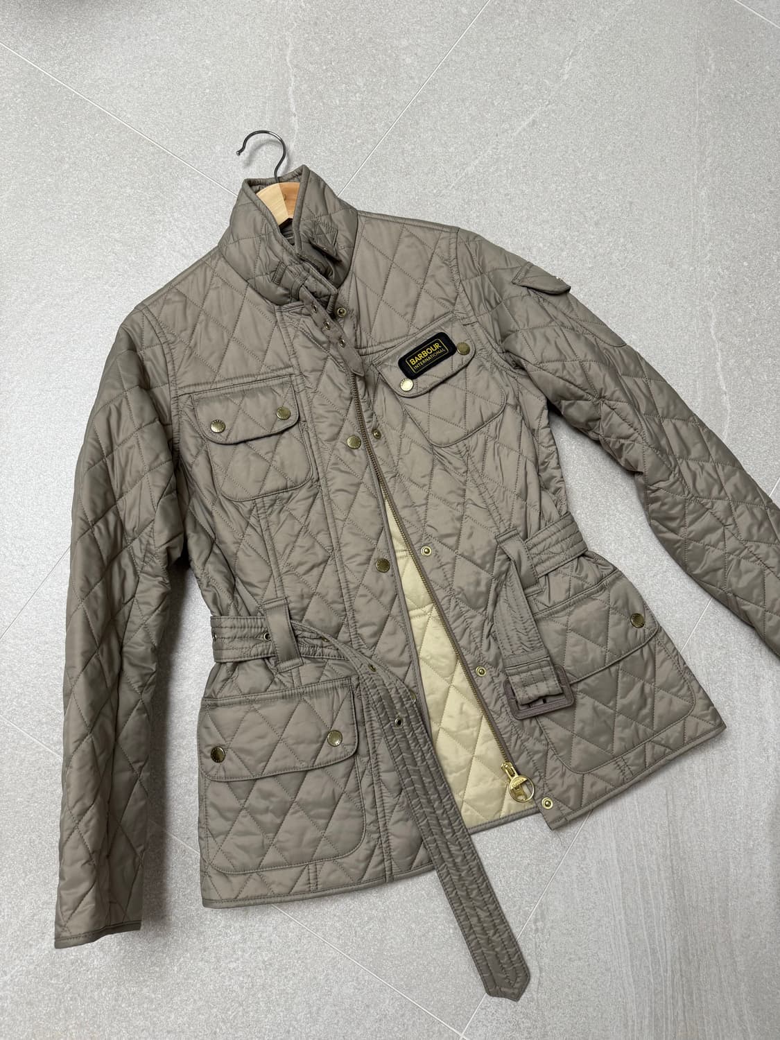 바버 인터내셔널 퀼팅 자켓 S(85) 상품이미지2