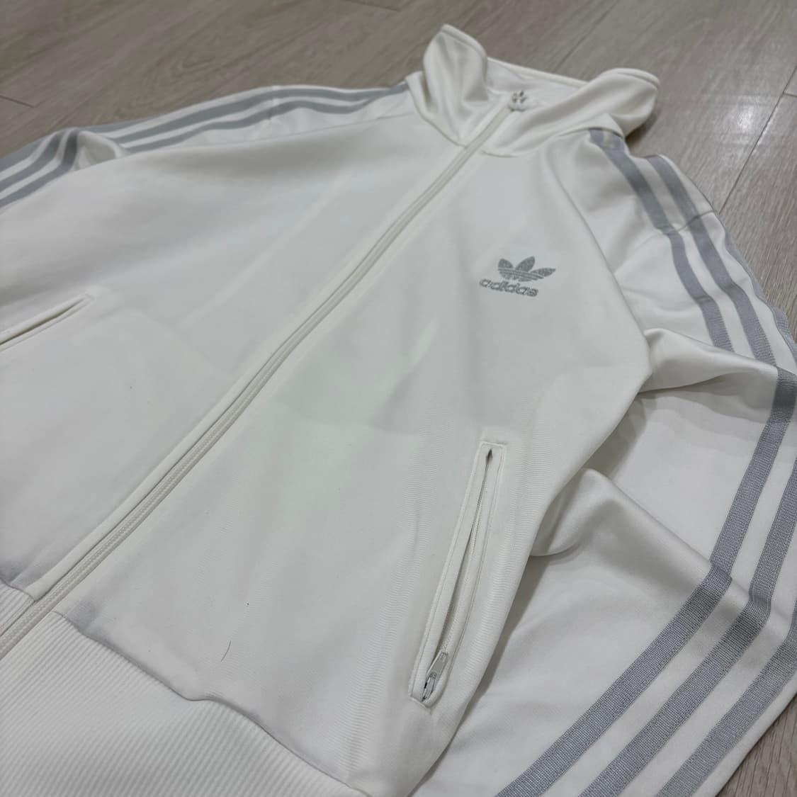 【극희귀】 아디다스 져지 파이어버드 화이트 실버 L 상품이미지6