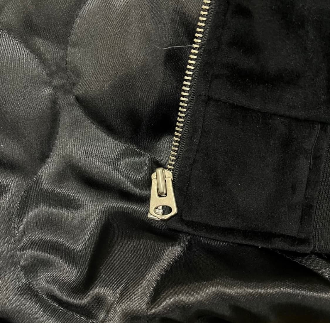 언더에어 자수 벨벳 스카쟌 자켓 b18 상품이미지5