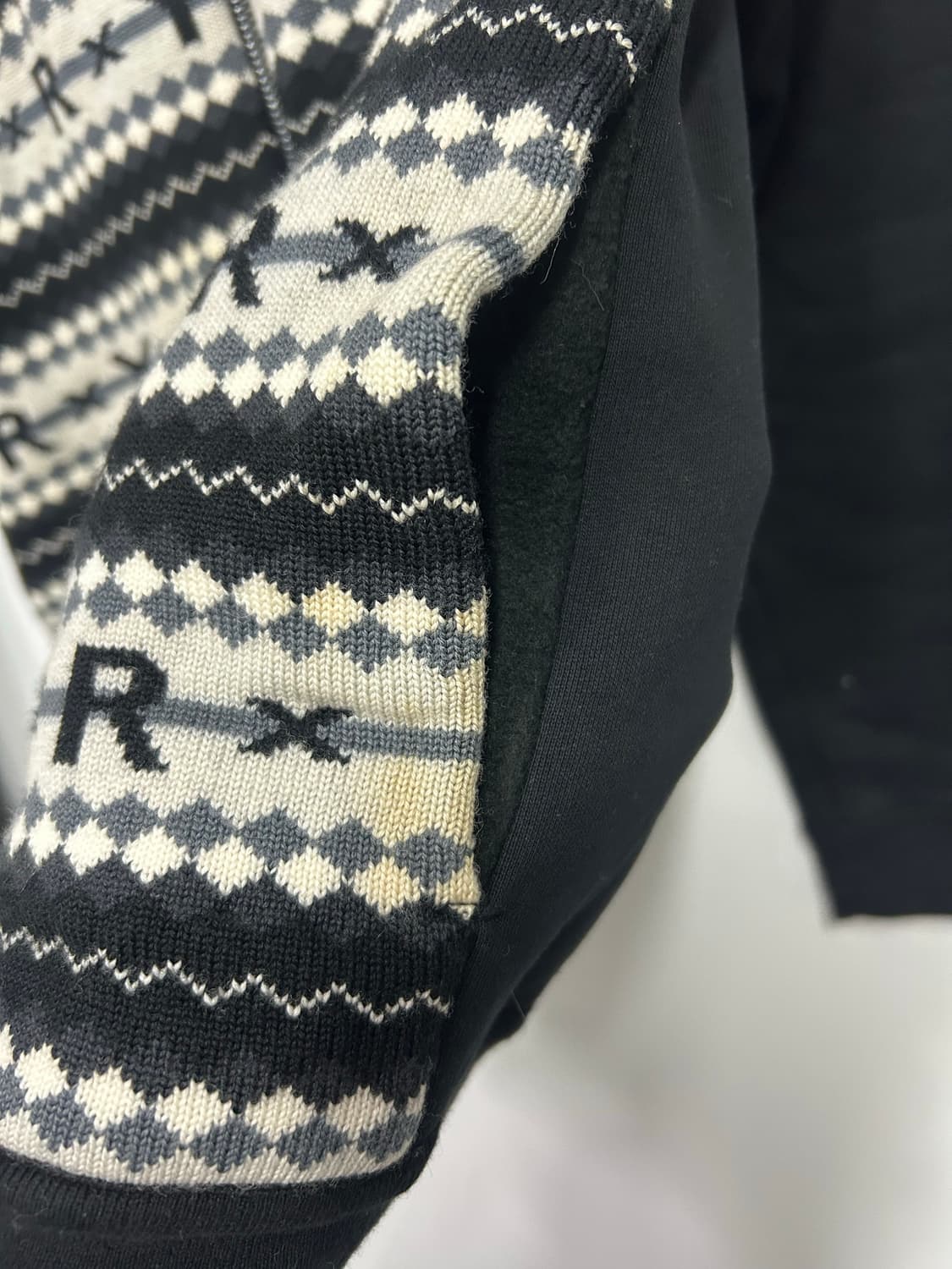 버버리 니트 후드집업 상품이미지6