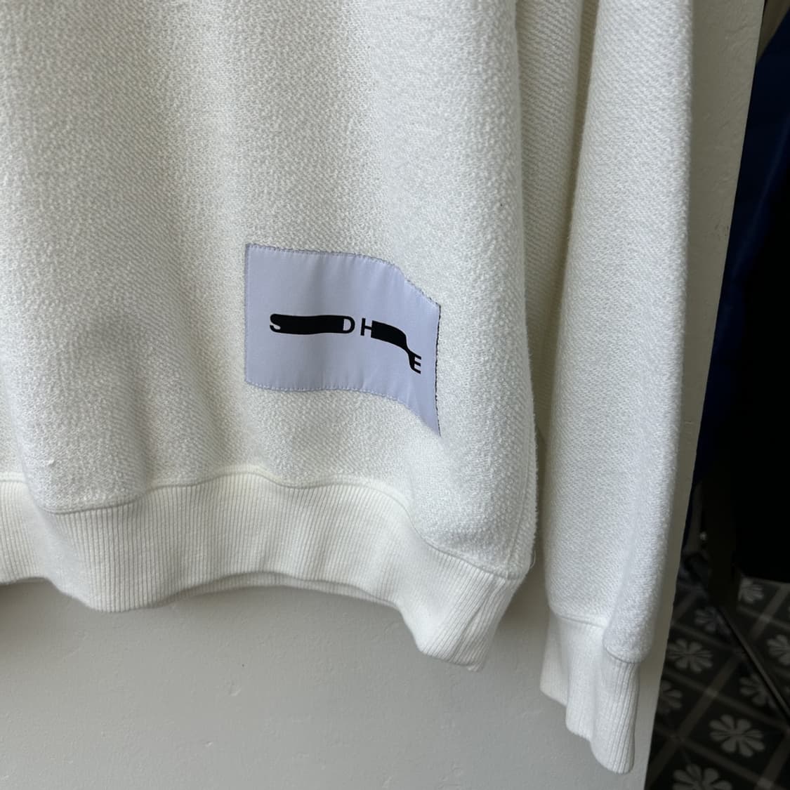 15945 - 솔리드옴므 백로고 타월 맨투맨 상품이미지3