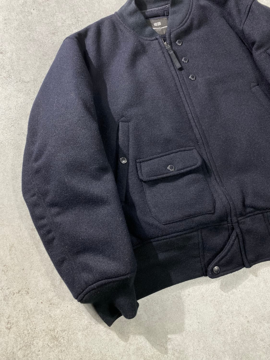[M] 유니클로x엔지니어드 가먼츠 다크 네이비 울 블루종 자켓 상품이미지3