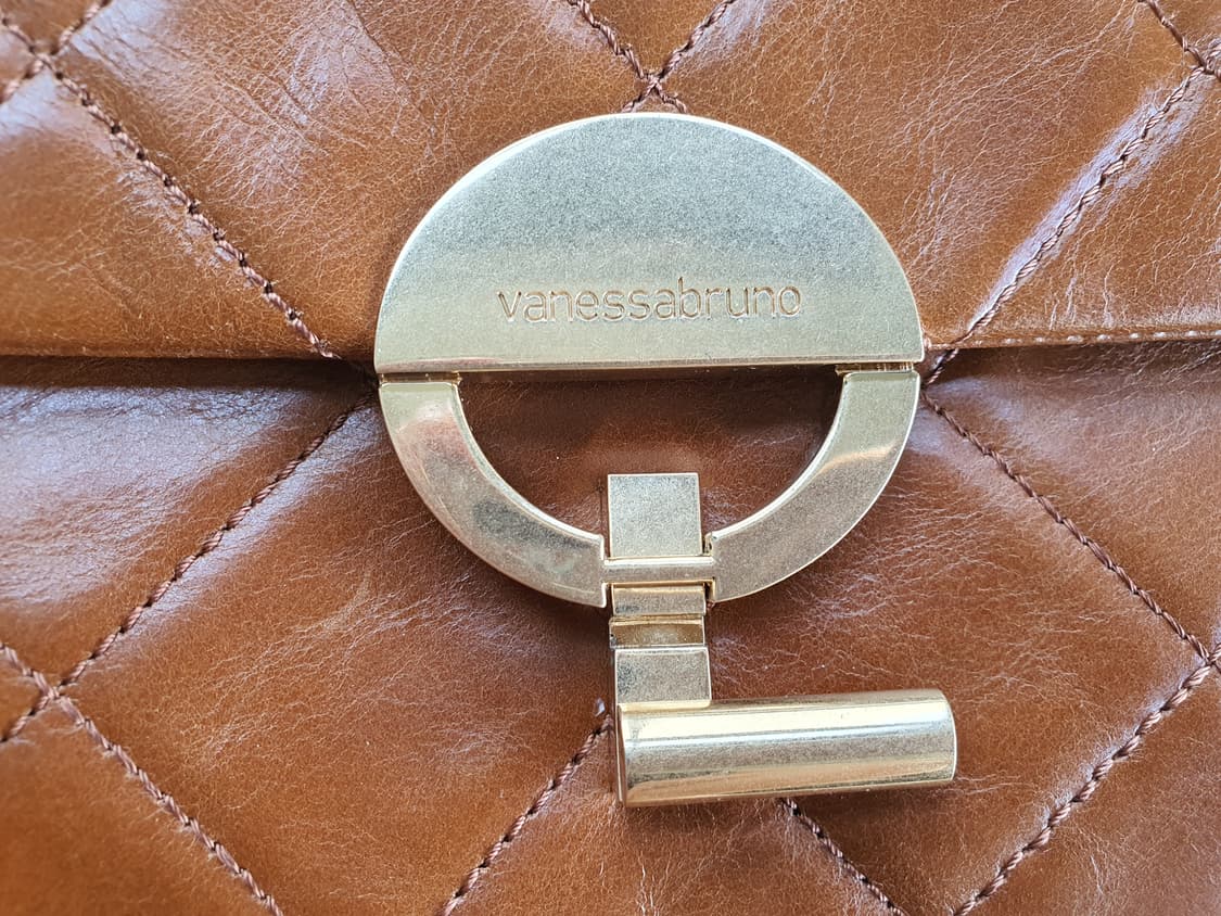 (새상품) 바네사브루노 메탈체인 문백  상품이미지7