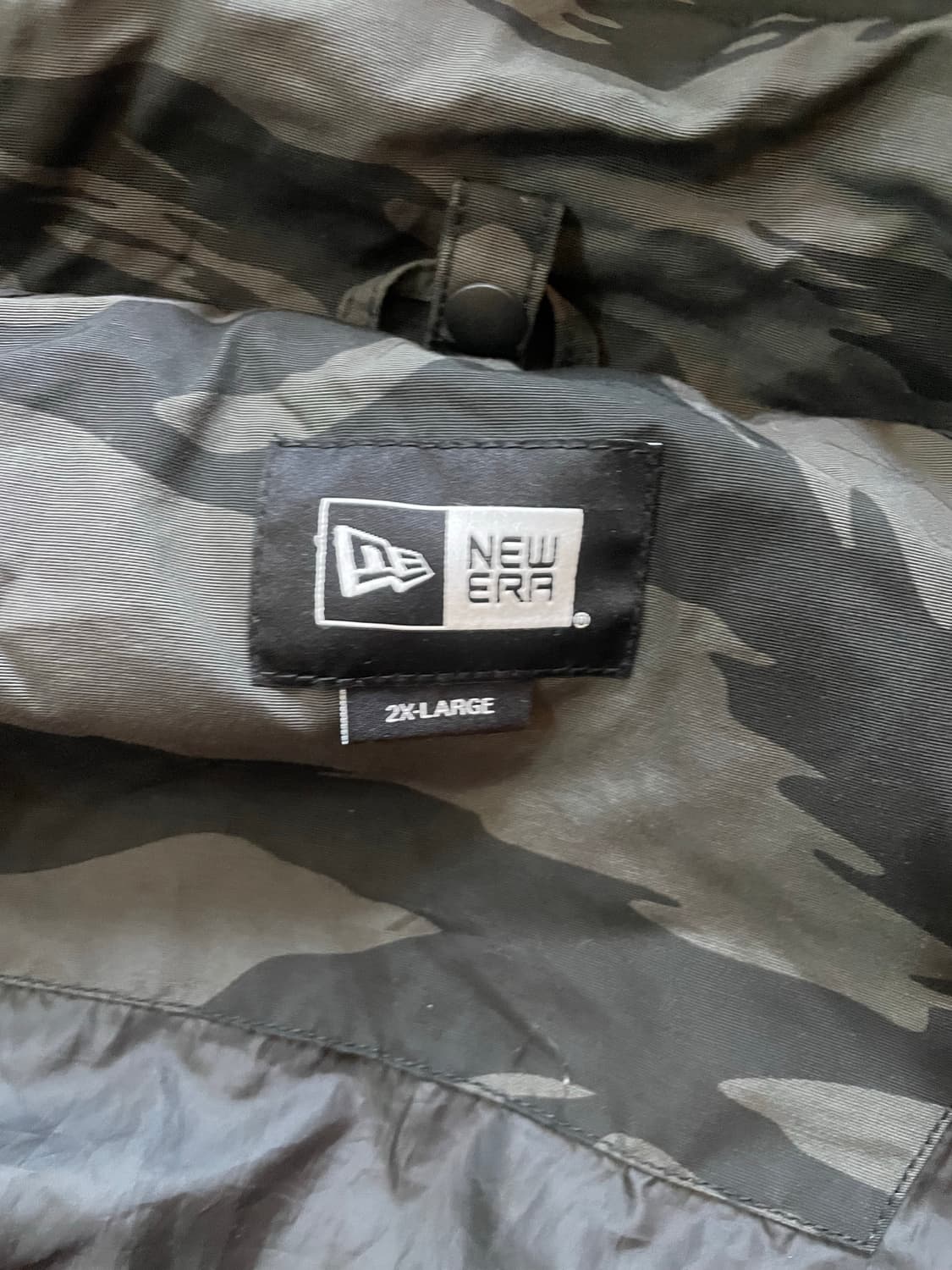 뉴에라 블랙 타이거카모 바람막이 2XL 상품이미지6