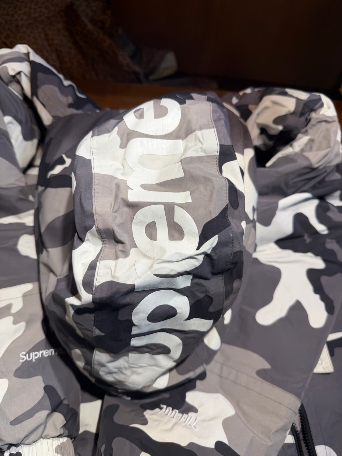 슈프림 스노우 카모 다운  상품이미지10
