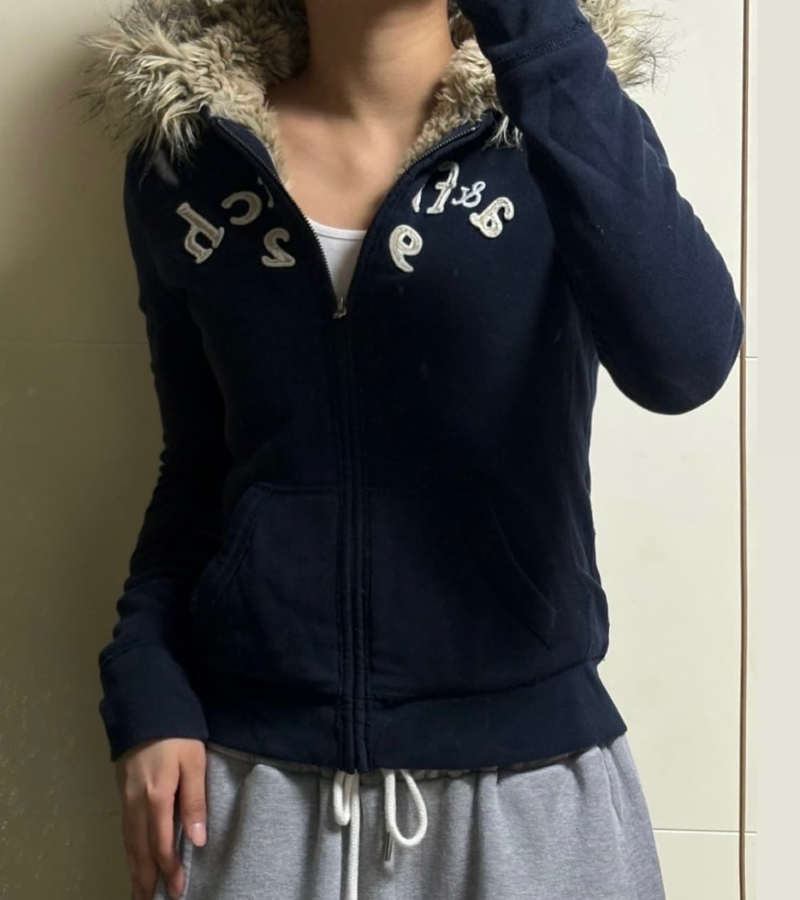 아베크롬비 풀 퍼 울프조 y2k 후드집업 네이비 상품이미지1