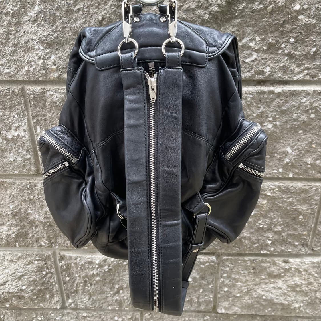 [OS] Alexander Wang 빅 블랙 레더 백팩 상품이미지4