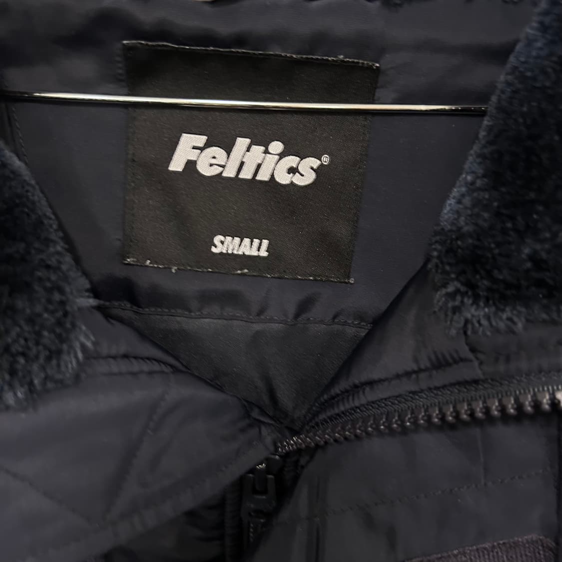 펠틱스 아메리카 모헤어후드 글로시 야상 패딩 상품이미지3