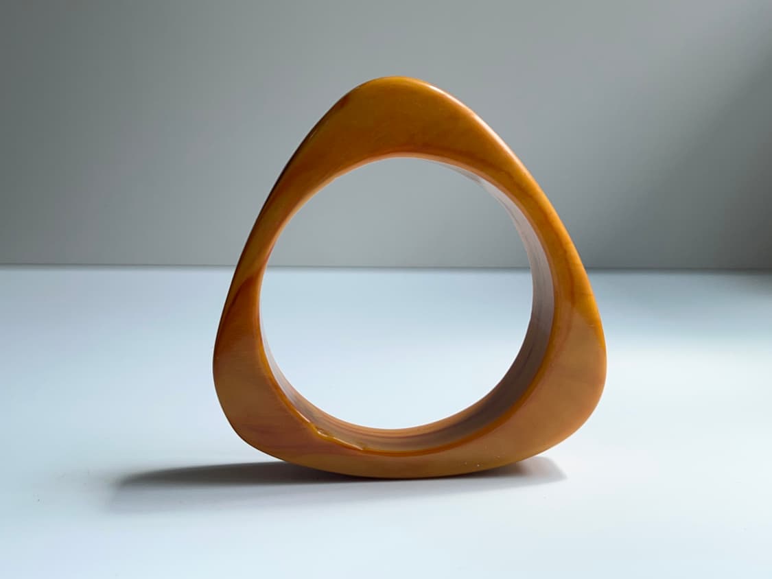 트라이앵글 아크릴 뱅글 상품이미지1