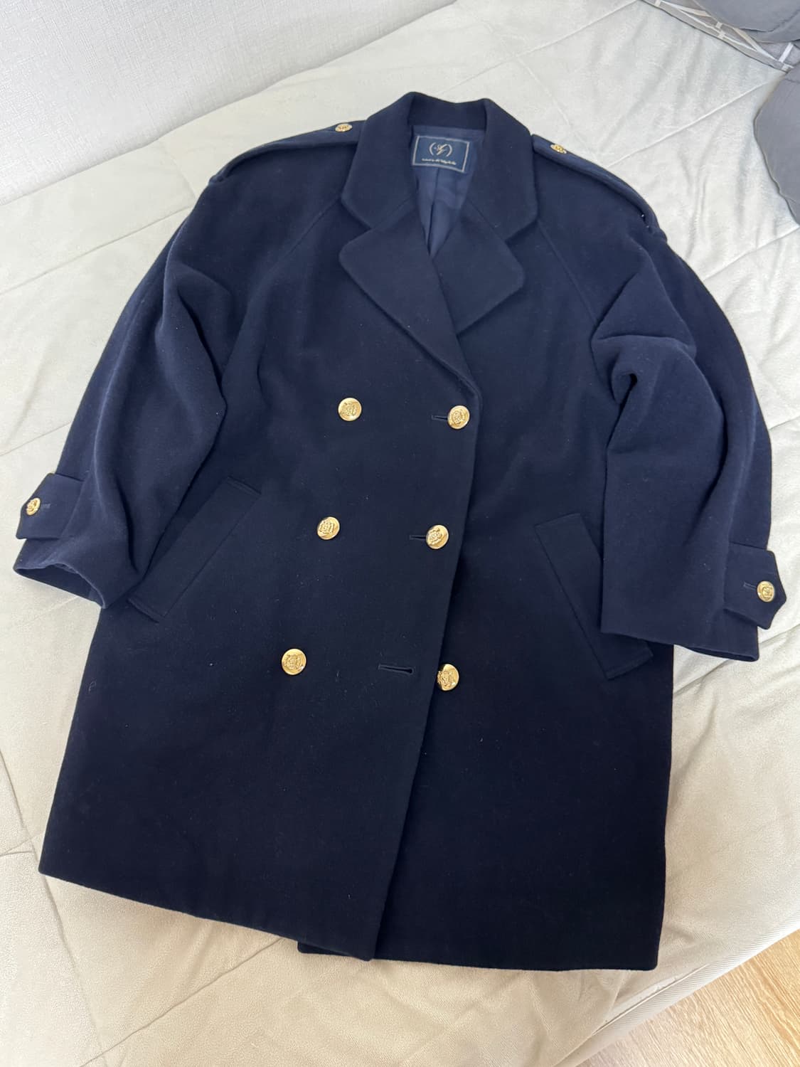 네이비 금장 버튼 여성 울 코트 상품이미지1