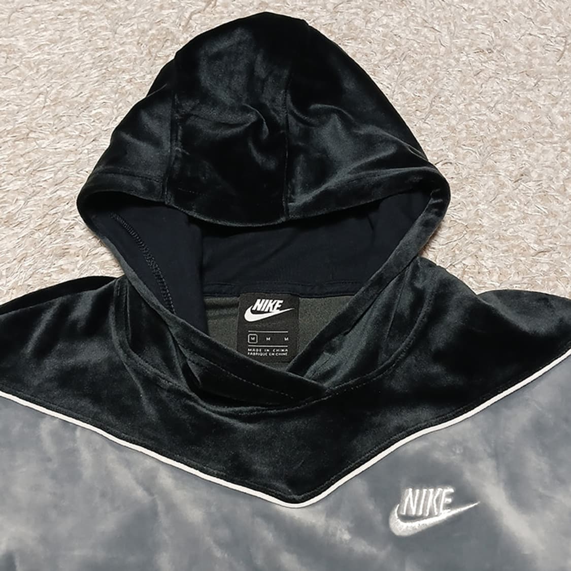 나이키 우먼 헤리티지 플러시 벨벳 후드티 M 상품이미지4