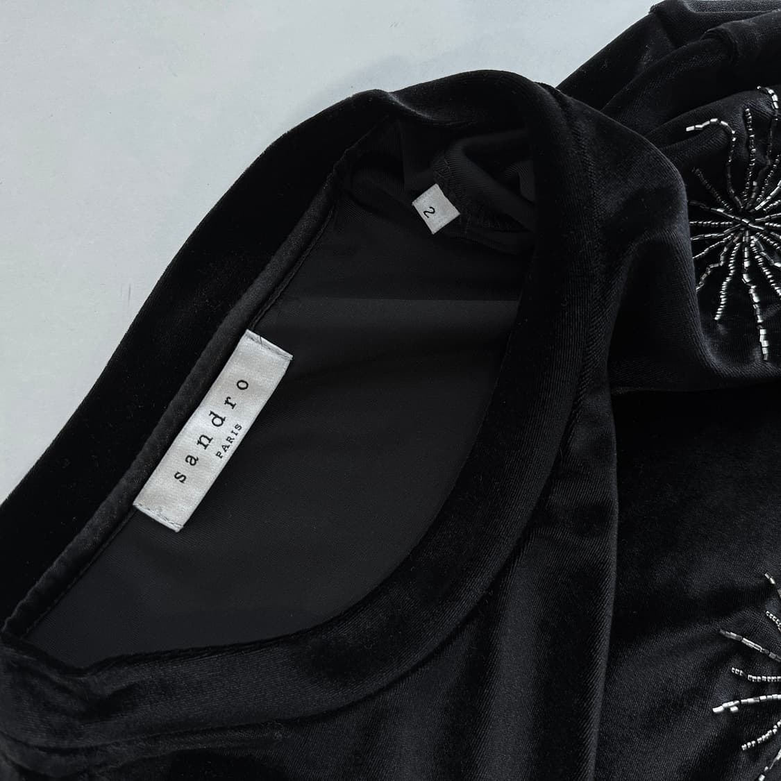 산드로 비즈 벨벳 스웨터 상품이미지3