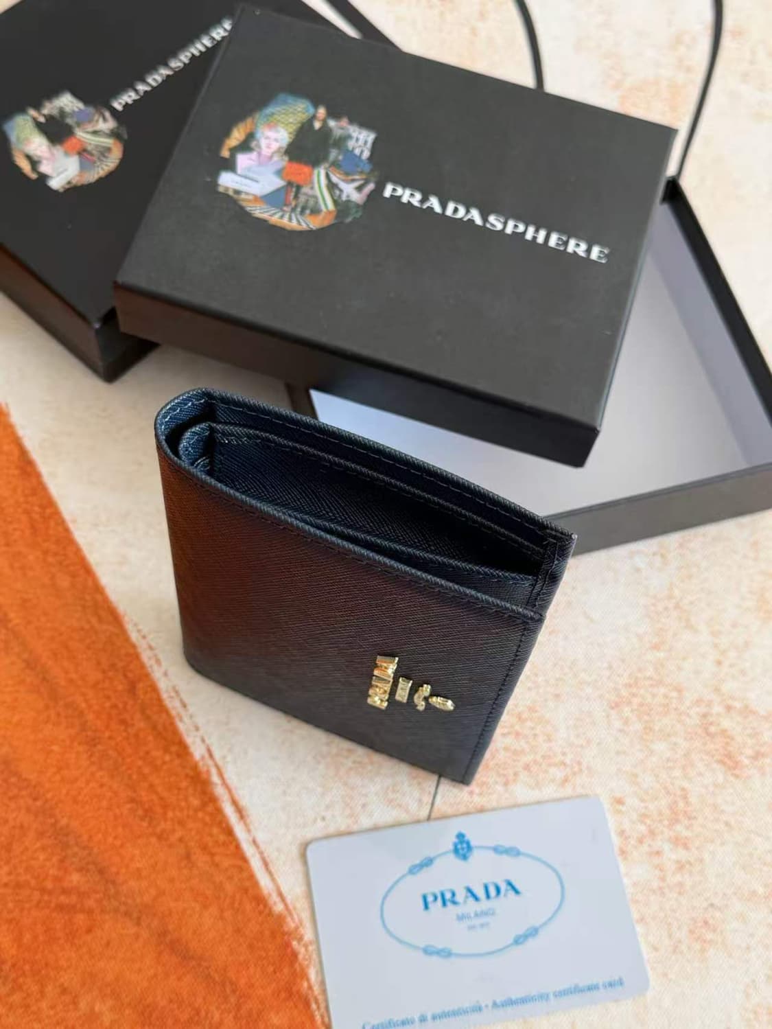 프라다 사피아노 네이비 지갑 상품이미지5