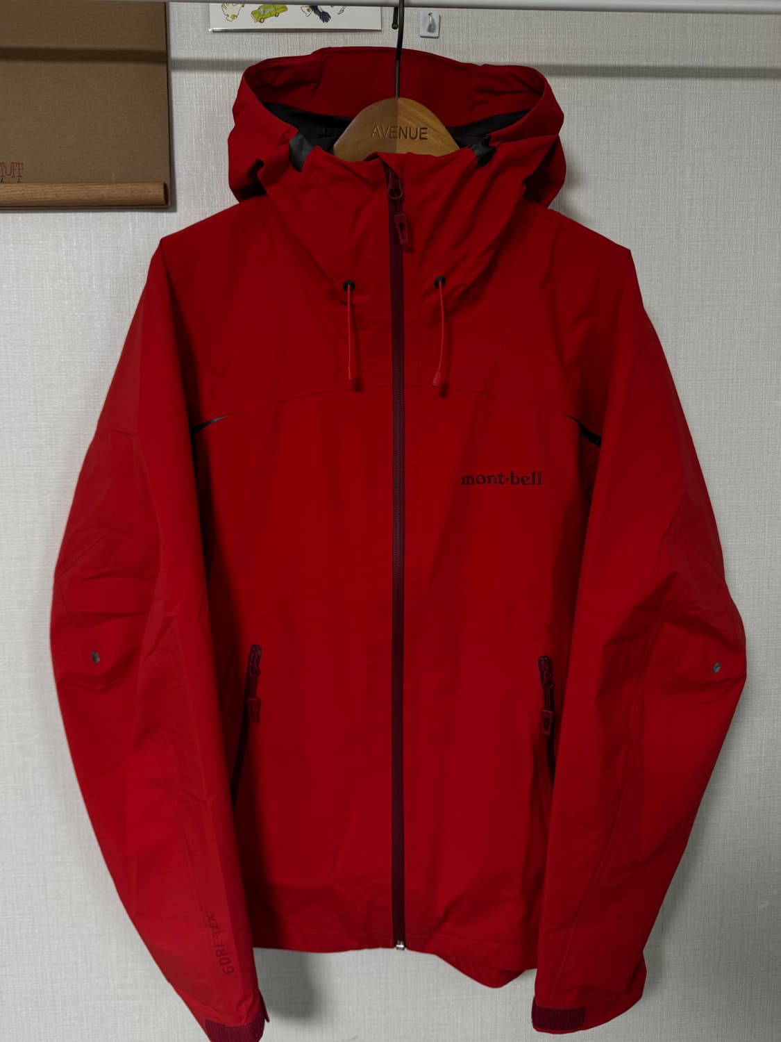 [M]몽벨 2.5L 고어텍스 바람막이자켓 레드 상품이미지1