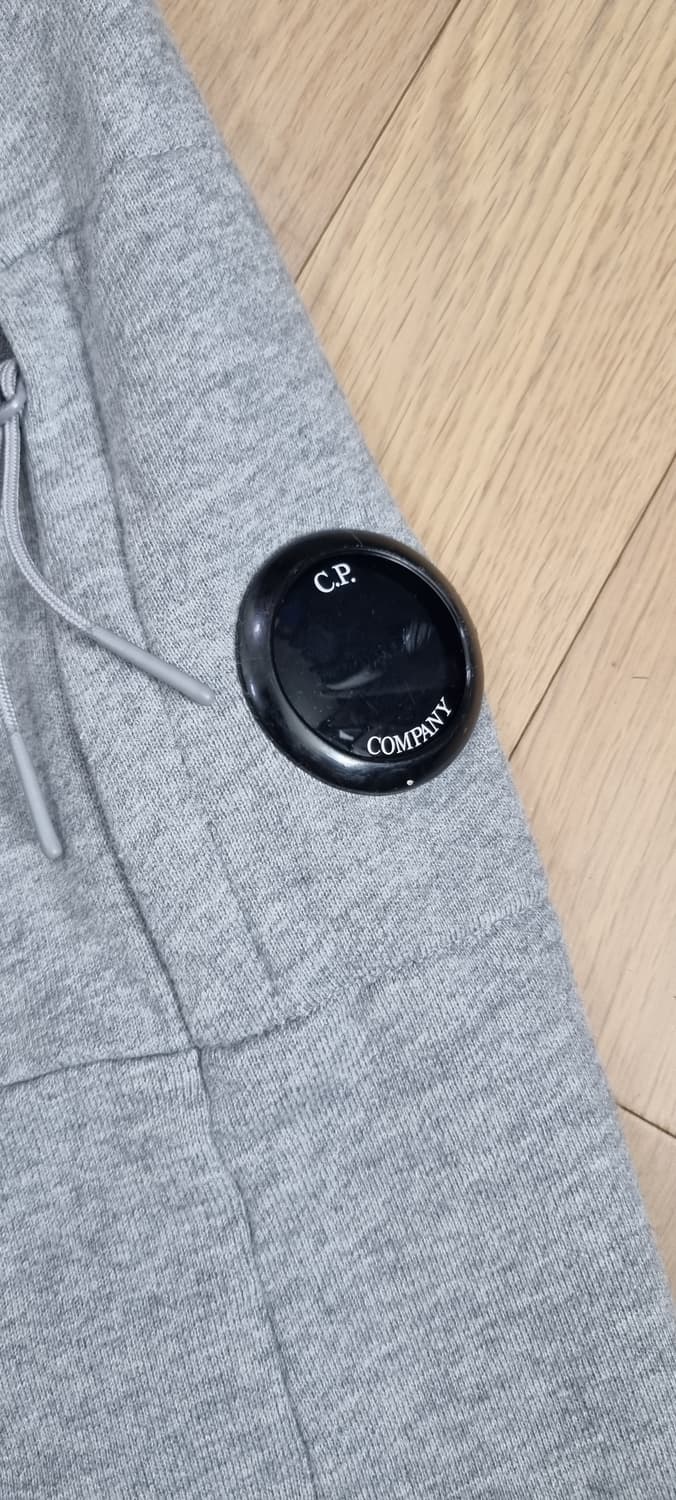 CP COMPANY 유틸리티 맨투맨 XL _ 남성 상품이미지8