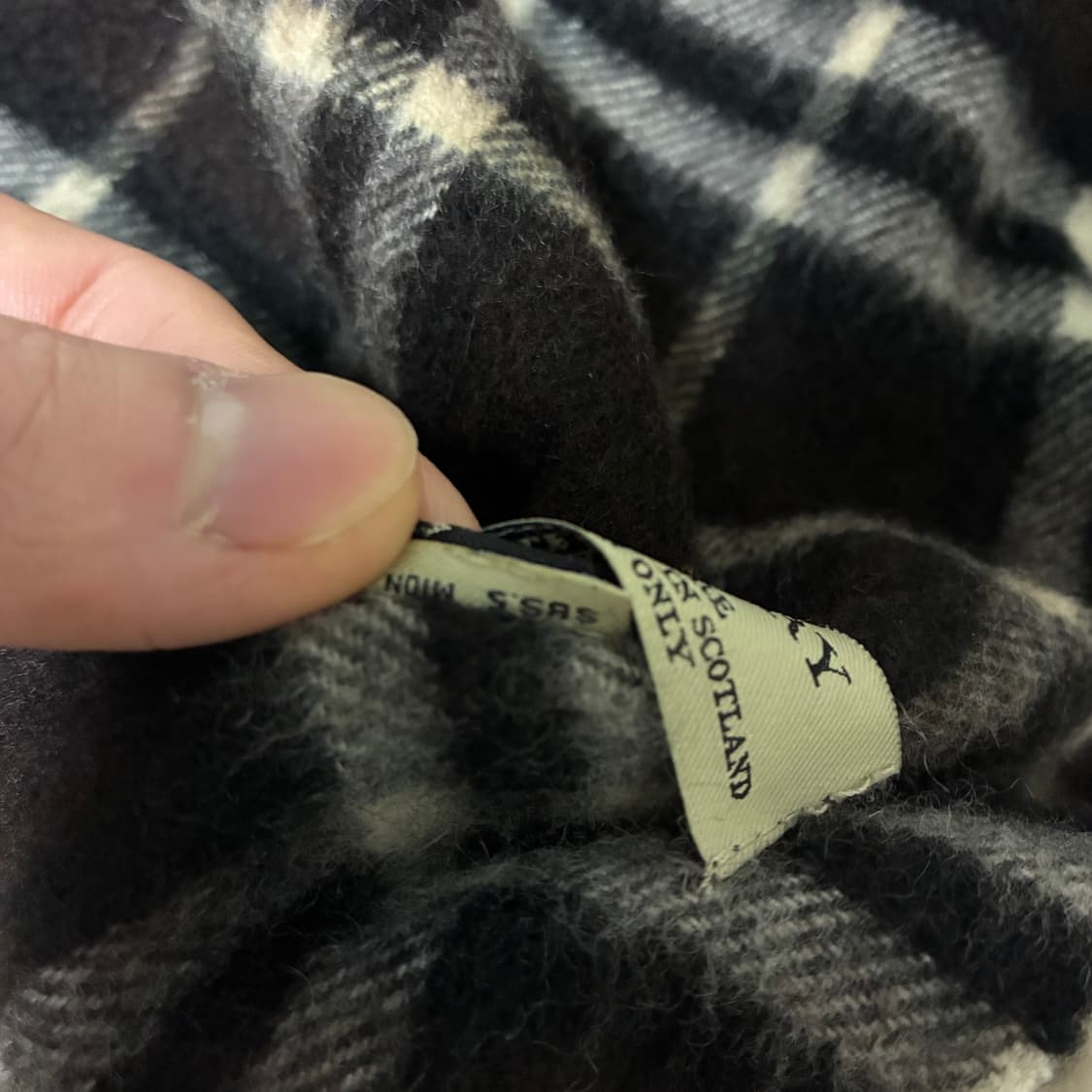 정품 버버리 캐시미어 머플러 스코틀랜드 상품이미지3