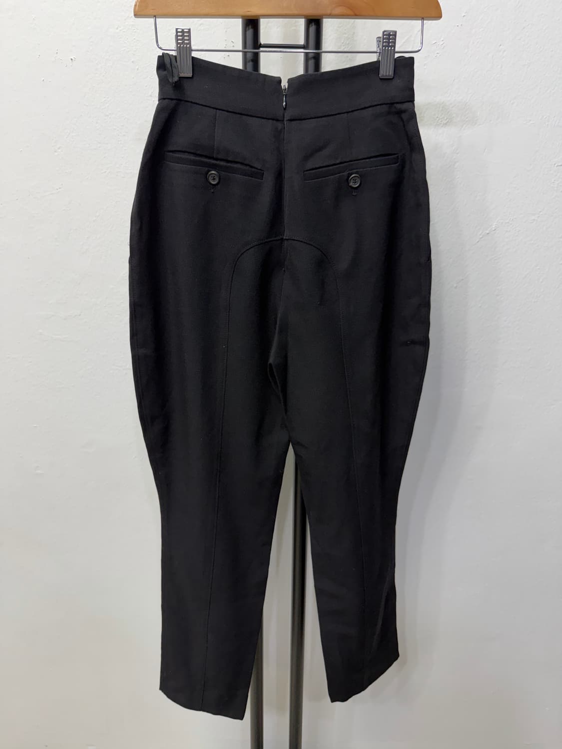 정품) 프라다 여성 블랙 슬랙스 지퍼 디테일 바지 38(23) 상품이미지5