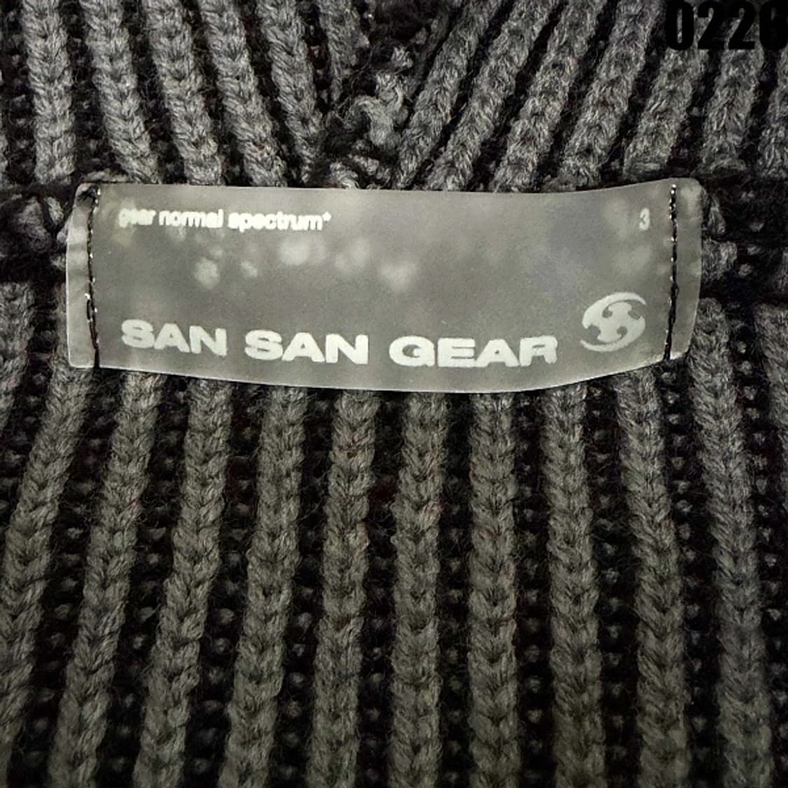 산산기어 23FW THIRD KIT 후드 니트 105 0226  상품이미지5