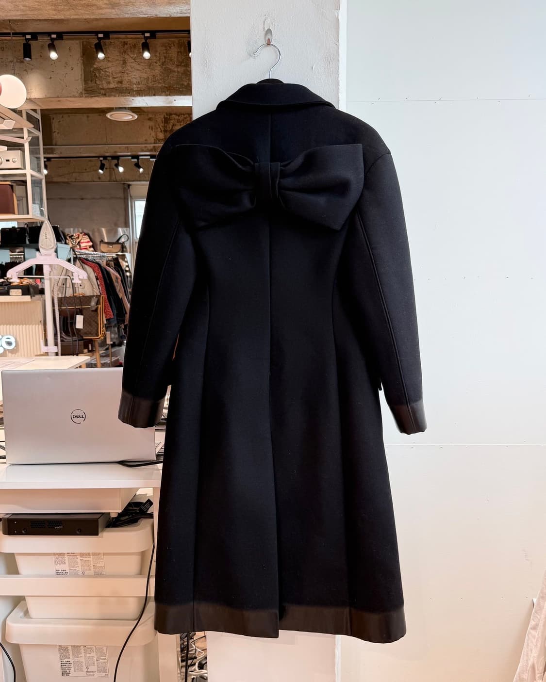 프라다 블랙 로고 울 롱코트 상품이미지7